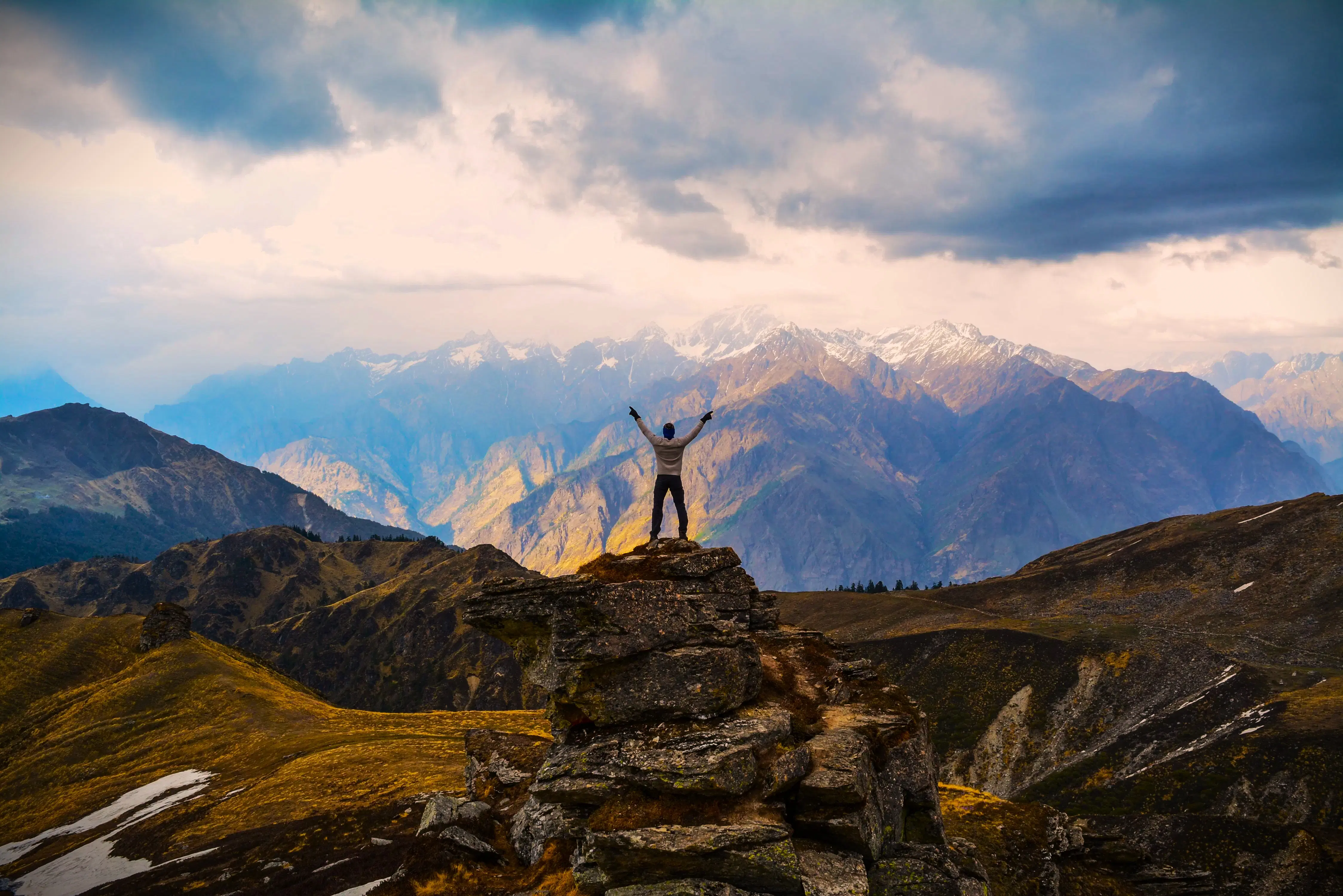 Kuari Pass Summit